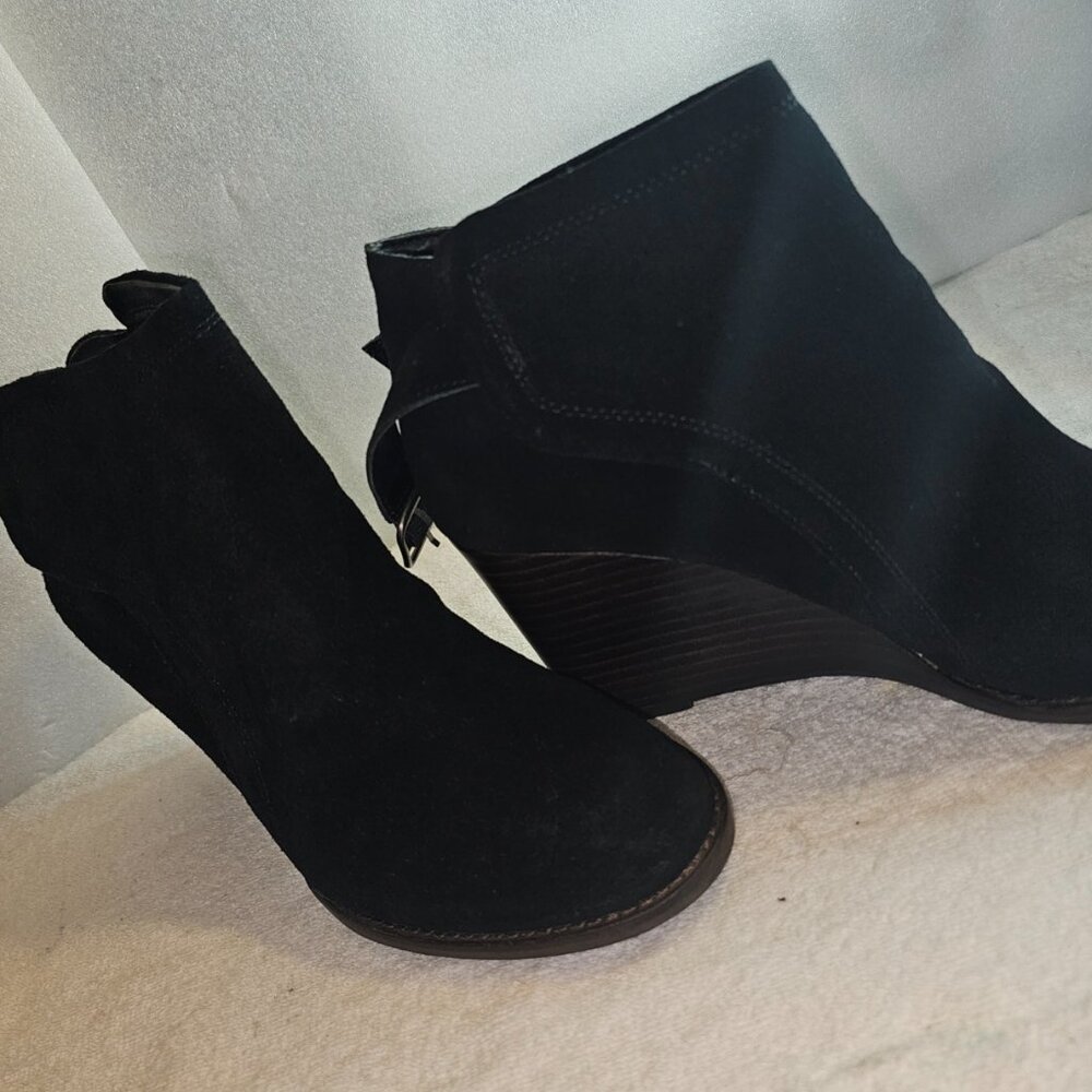 WOMEM BLACK SUEDE WEDGE SHOE SIZE 10